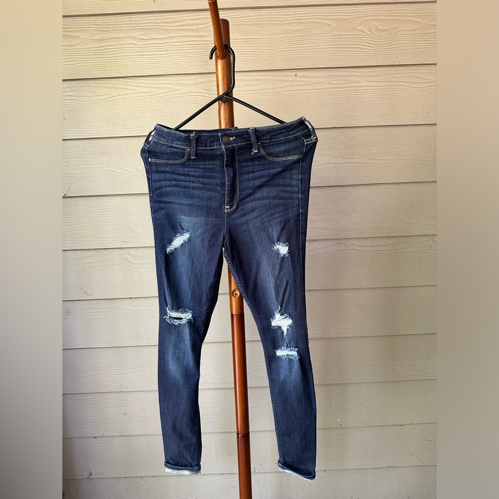 Hollister Ripped Jeans Stretchy